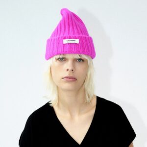 Beanie mit Logo in Poppy Pink