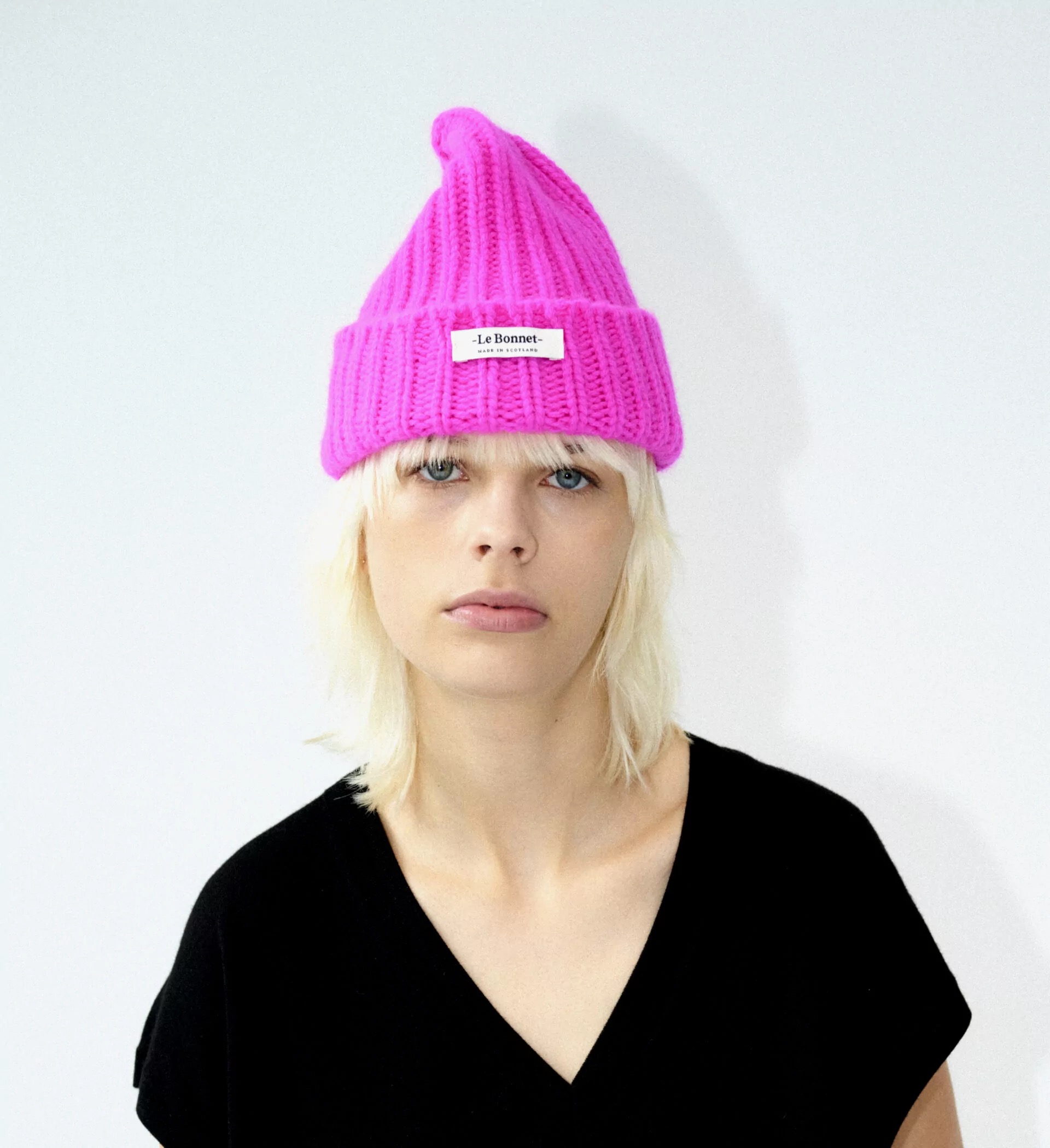 Beanie mit Logo in Poppy Pink