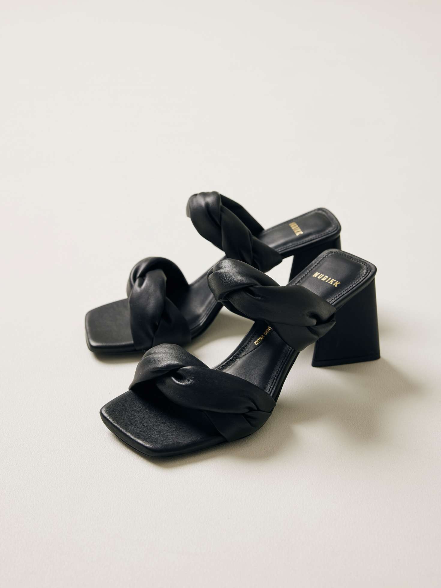 Sandalen Triangle Twist black NUBIKK, Sandalen, Nubikk