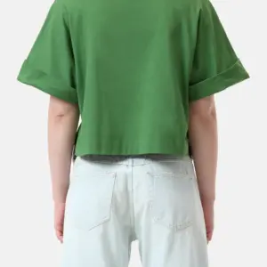Cropped T-Shirt in Matche Green