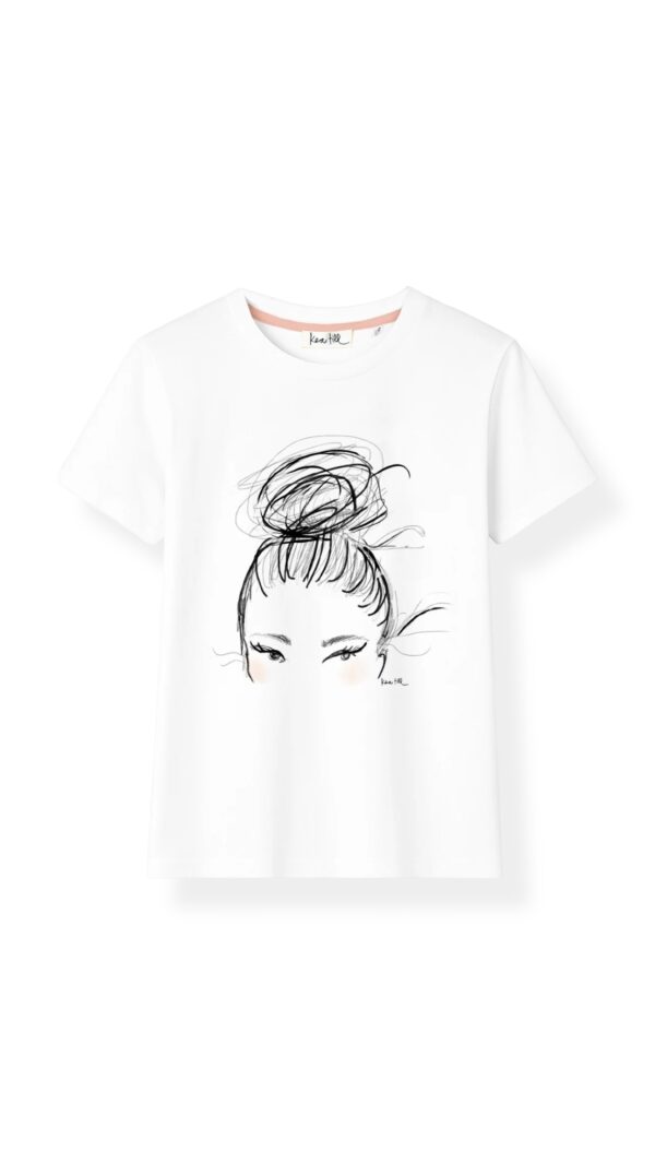 T-SHIRT "MESSY BUN" in White, KERA TILL
