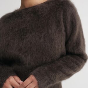 ZOE Crewneck Sweater in Chocolate, ALMADA LABLE,