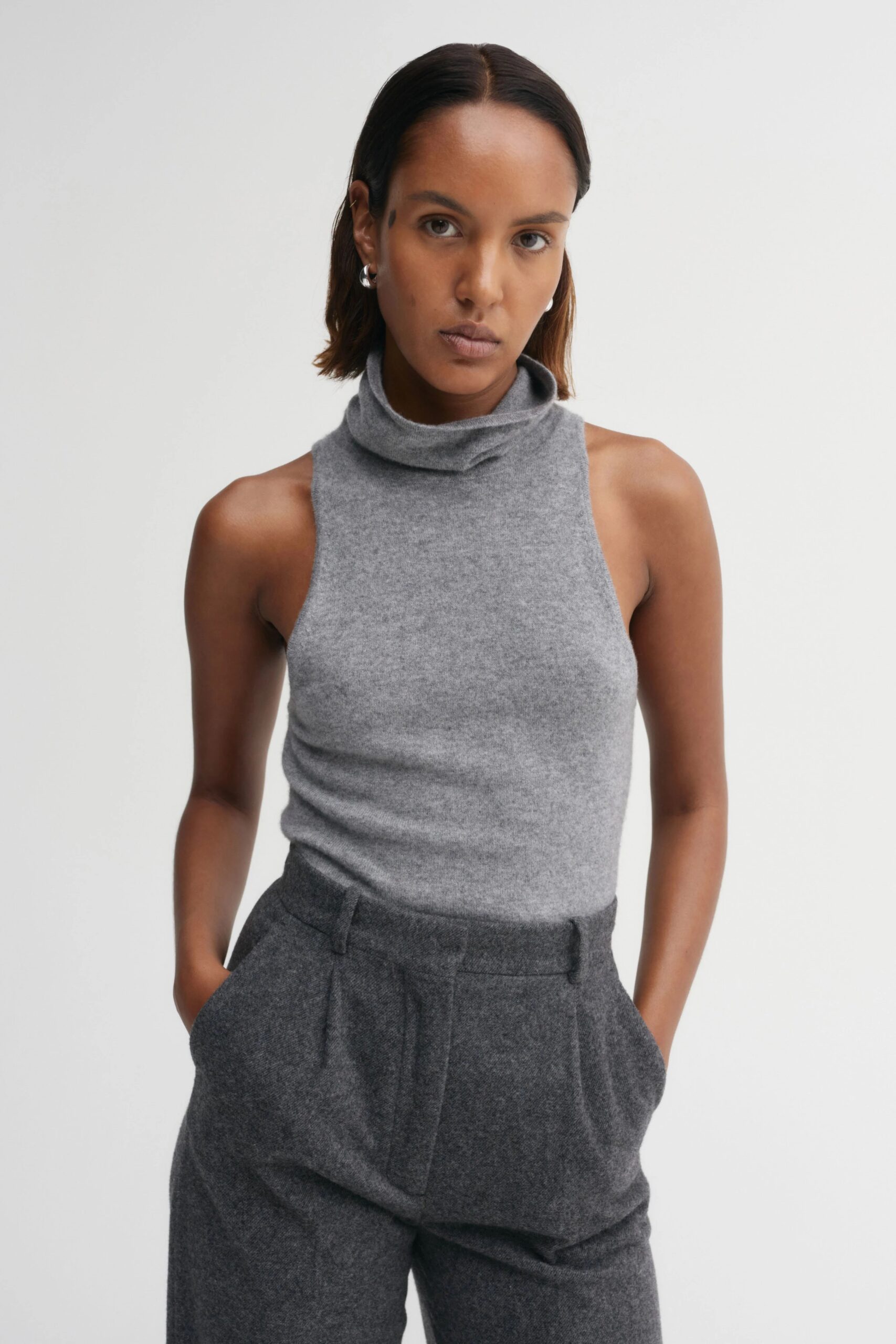 Top VIDA in Grey, ALMADA LABEL