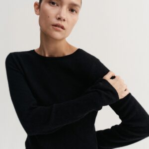 Pullover AWA CREWNECK in Black, ALMADA LABEL