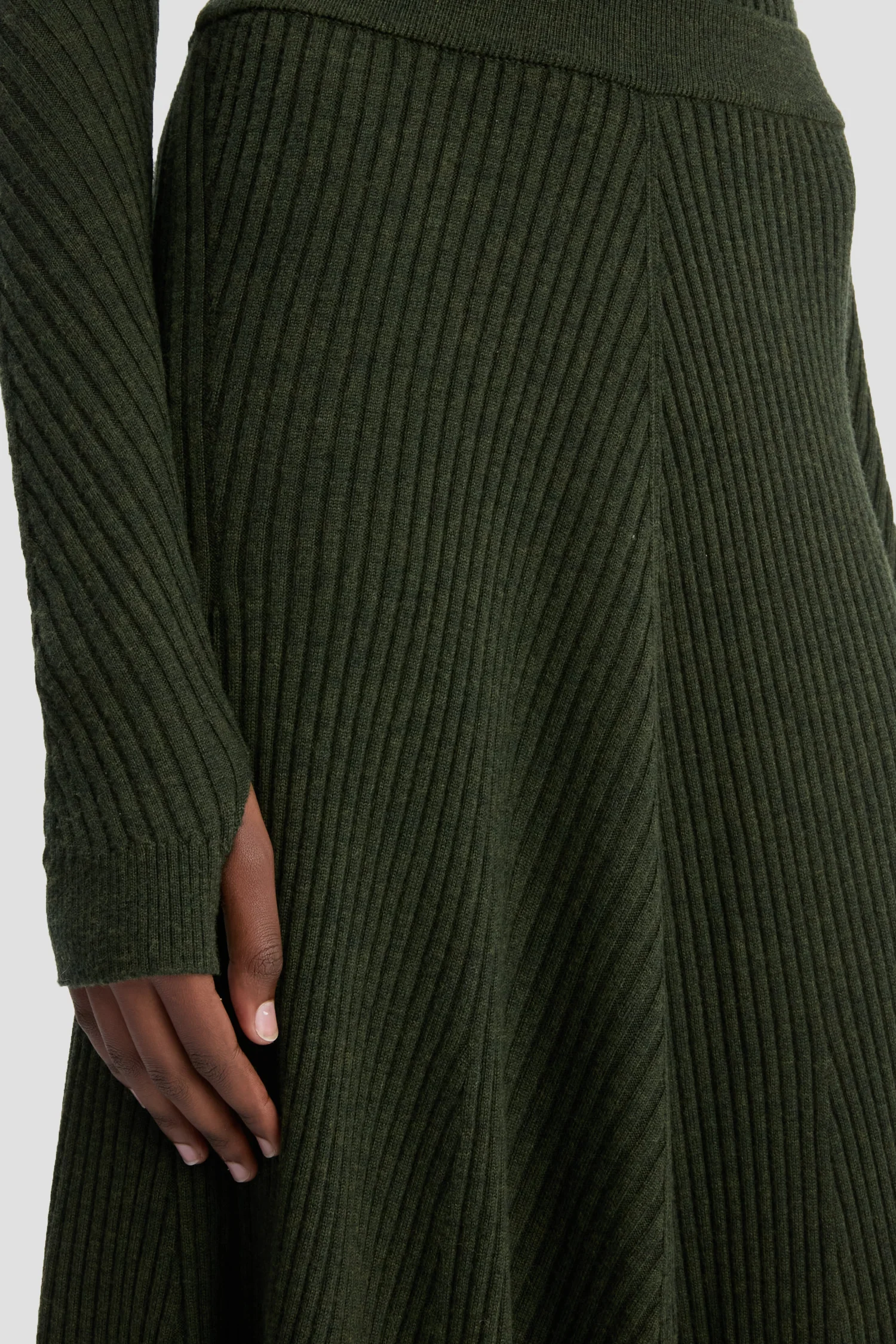 Ribbed Midi Knit Skirt in Oregano, VICTORIA BECKHAM