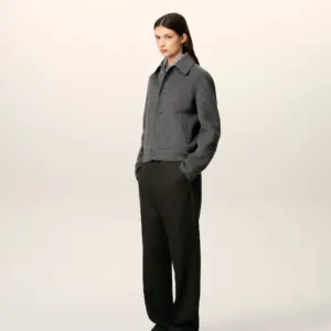 Geknöpfte Boxy-Fit-Jacks in Grey, AMI PARIS