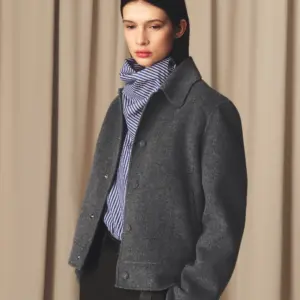 Geknöpfte Boxy-Fit-Jacks in Grey, AMI PARIS