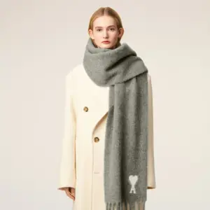 Schal AMI DE COEUR in Grey, AMI PARIS