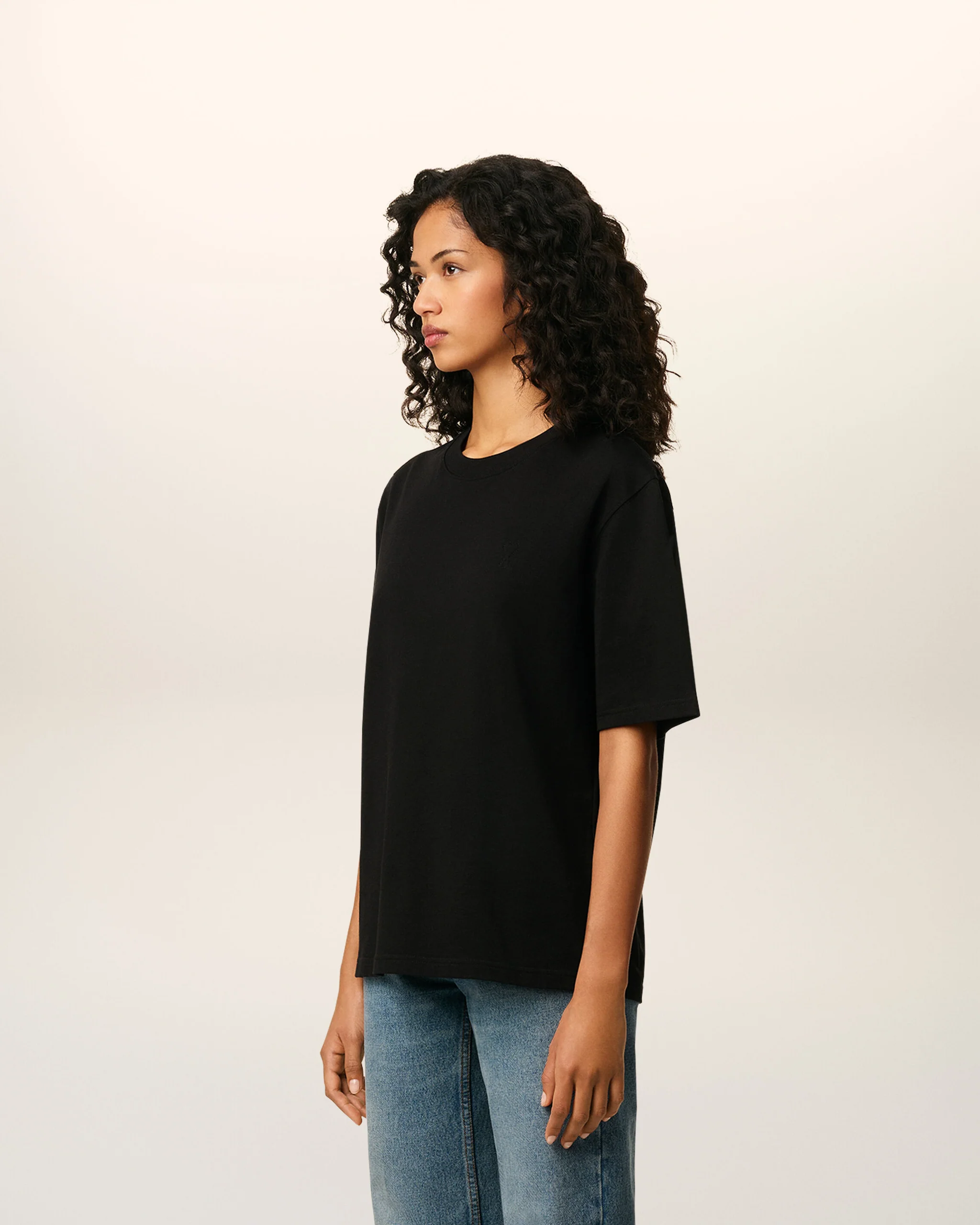 T-Shirt AMI DE COEUR in Black, AMI PARIS