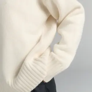 Heavy Turtle in Cream, RHEA