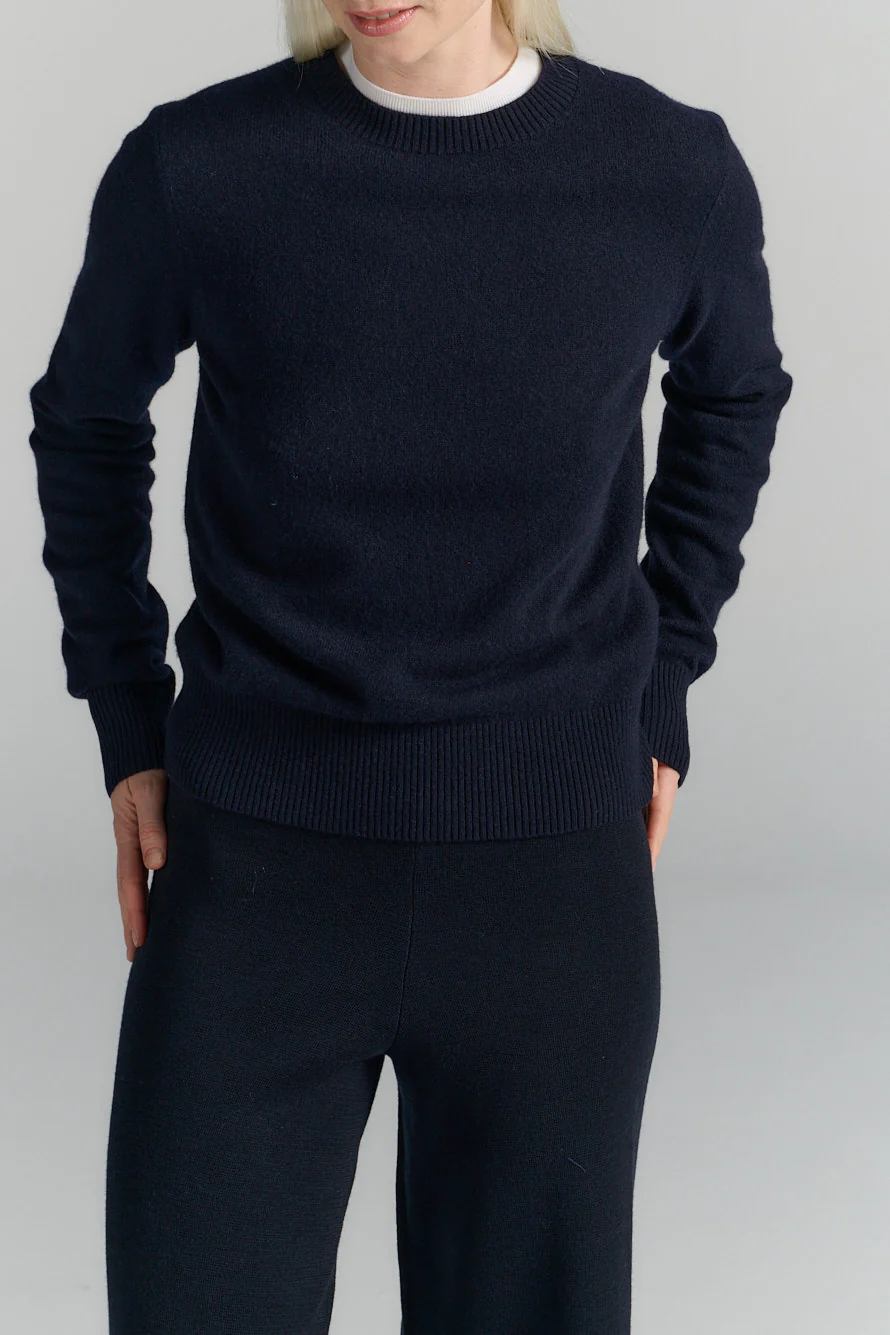 Pullover in Navy, RHEA
