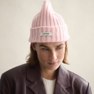 Beanie mit Logo in Blush
