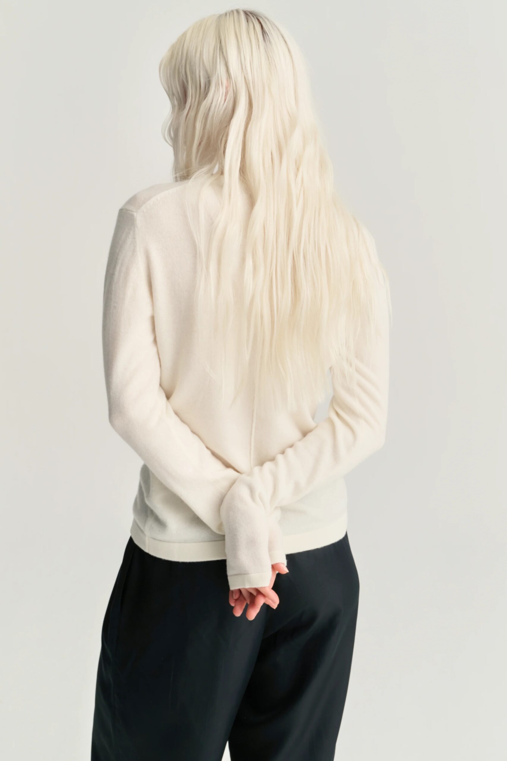 V Cardigan in Off White, RHEA,