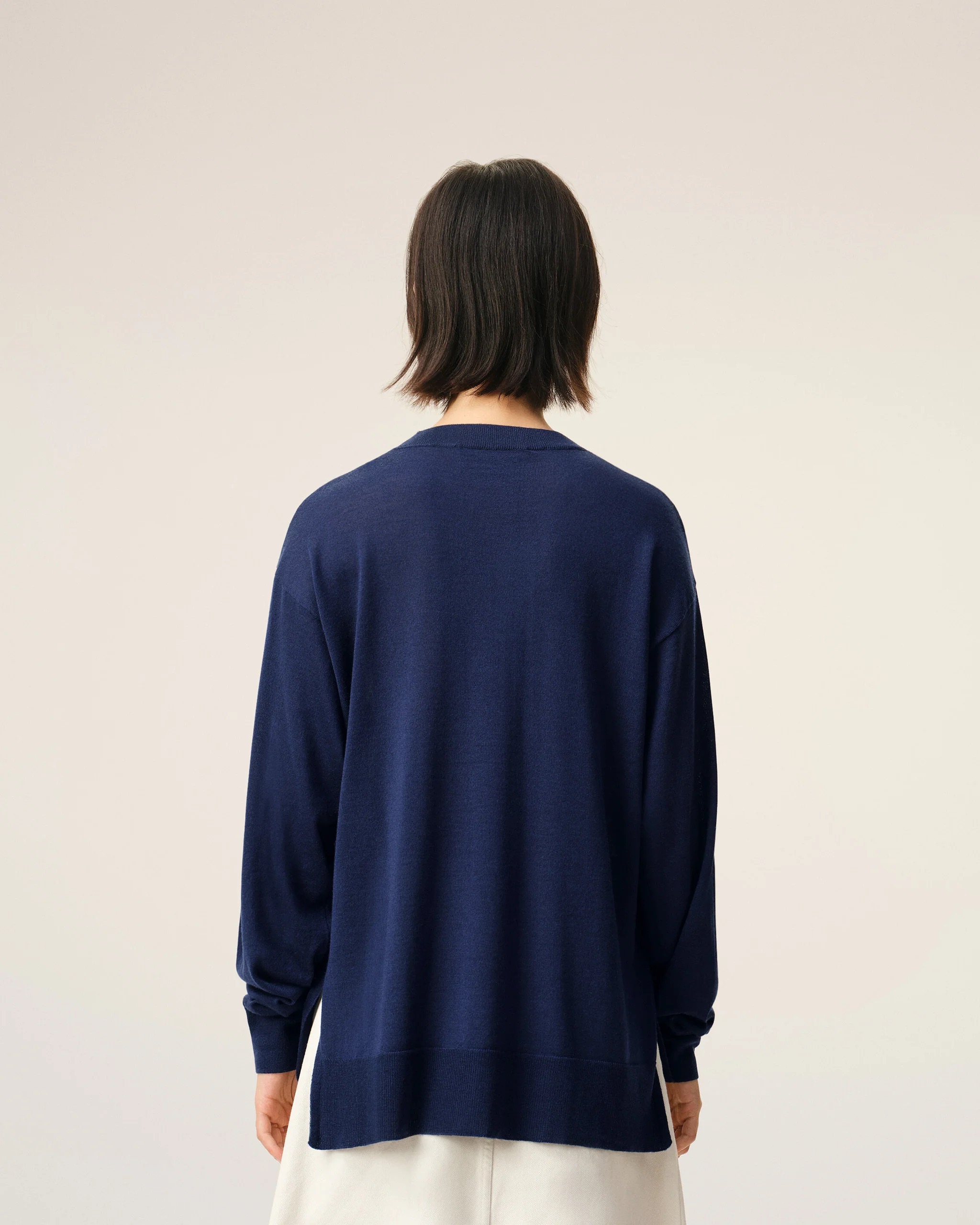 Dünner Pullover in Blau, AMI PARIS