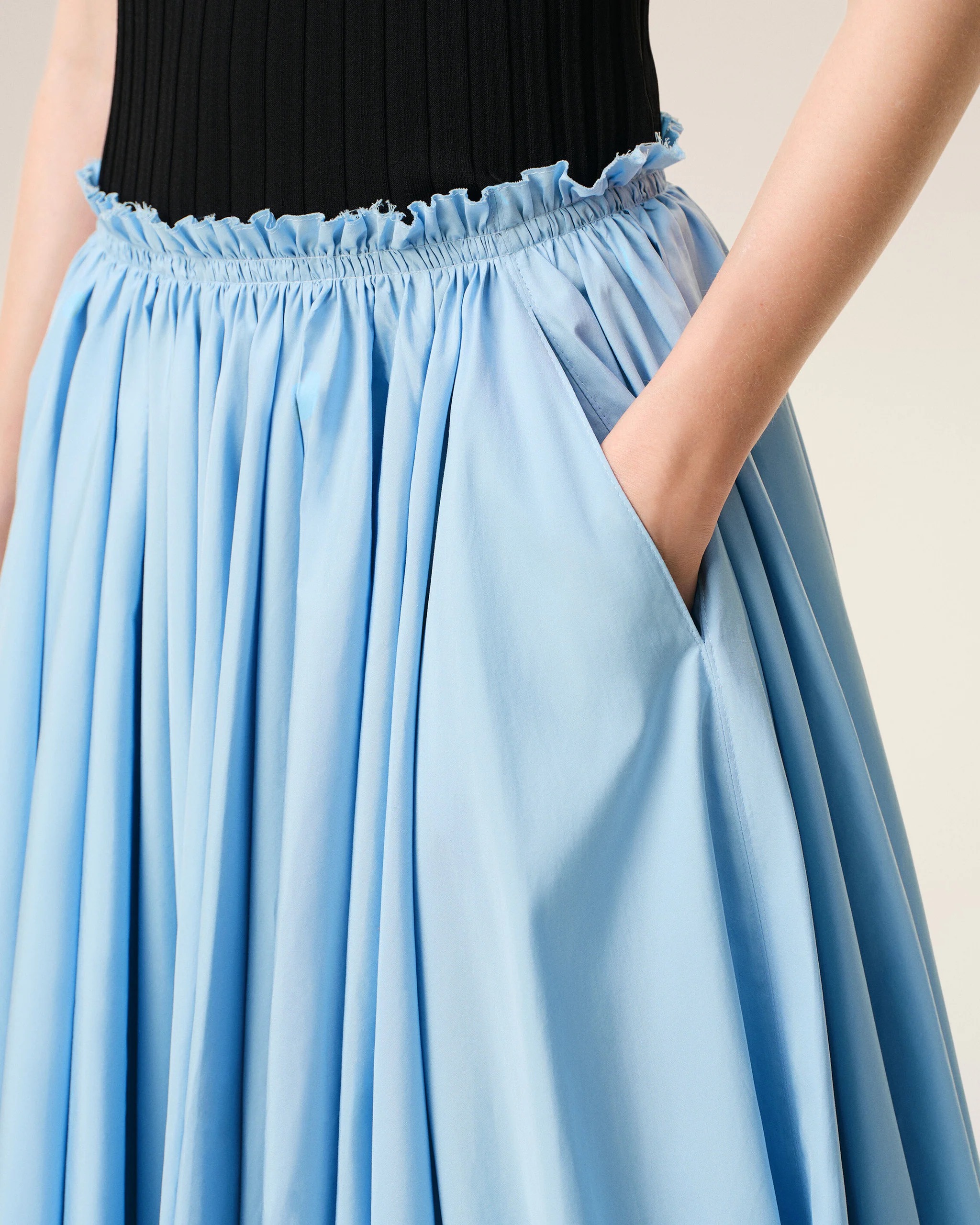 Midirock in Sky Blue, AMI PARIS