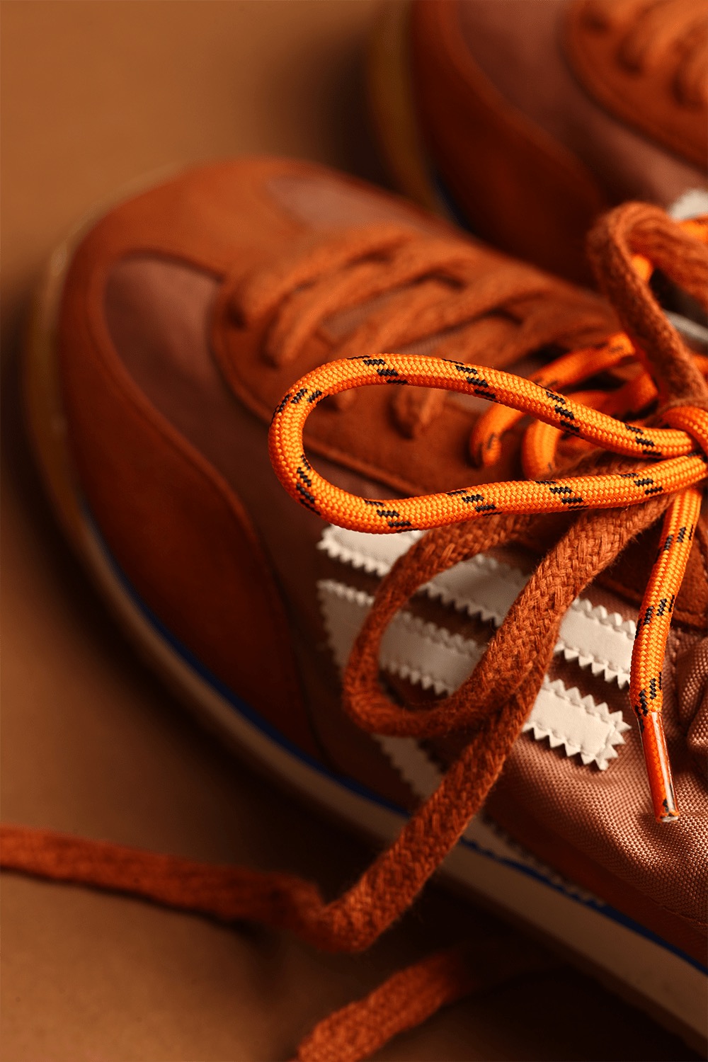 Sneaker PANTHER in Caramel, PURAAI