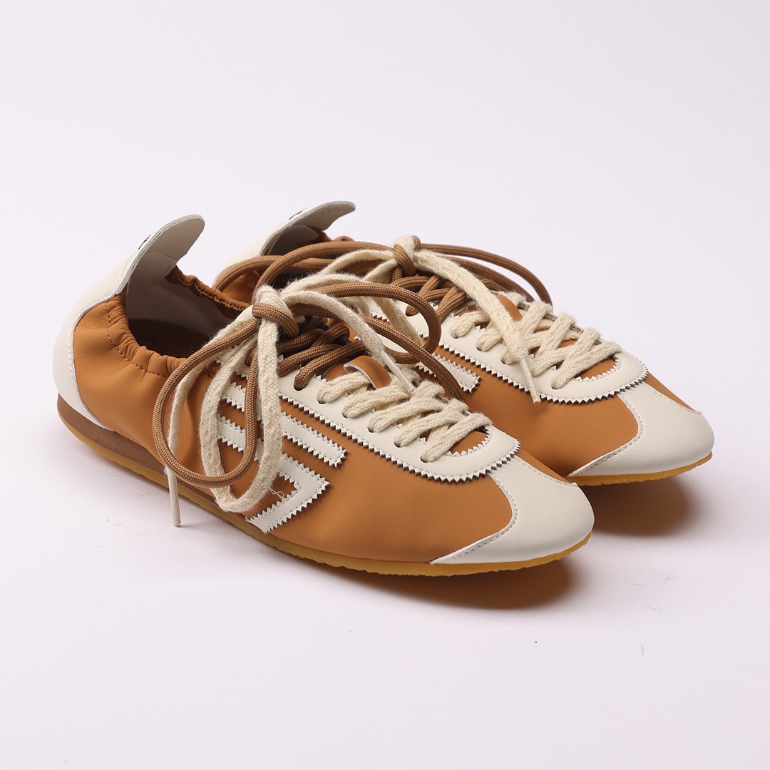 Sneaker LION in Almond, PURAAI