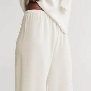 Hose BEA Crepe in Cream, ALMADA Label,
