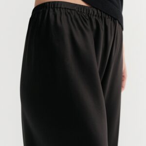 Satin-Hose BIAS in Black, ALMADA LABEL