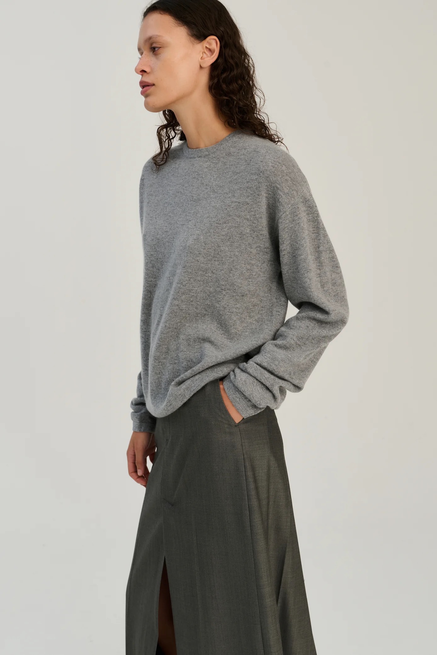 Pullover oversized in Mid Grey, RHEA