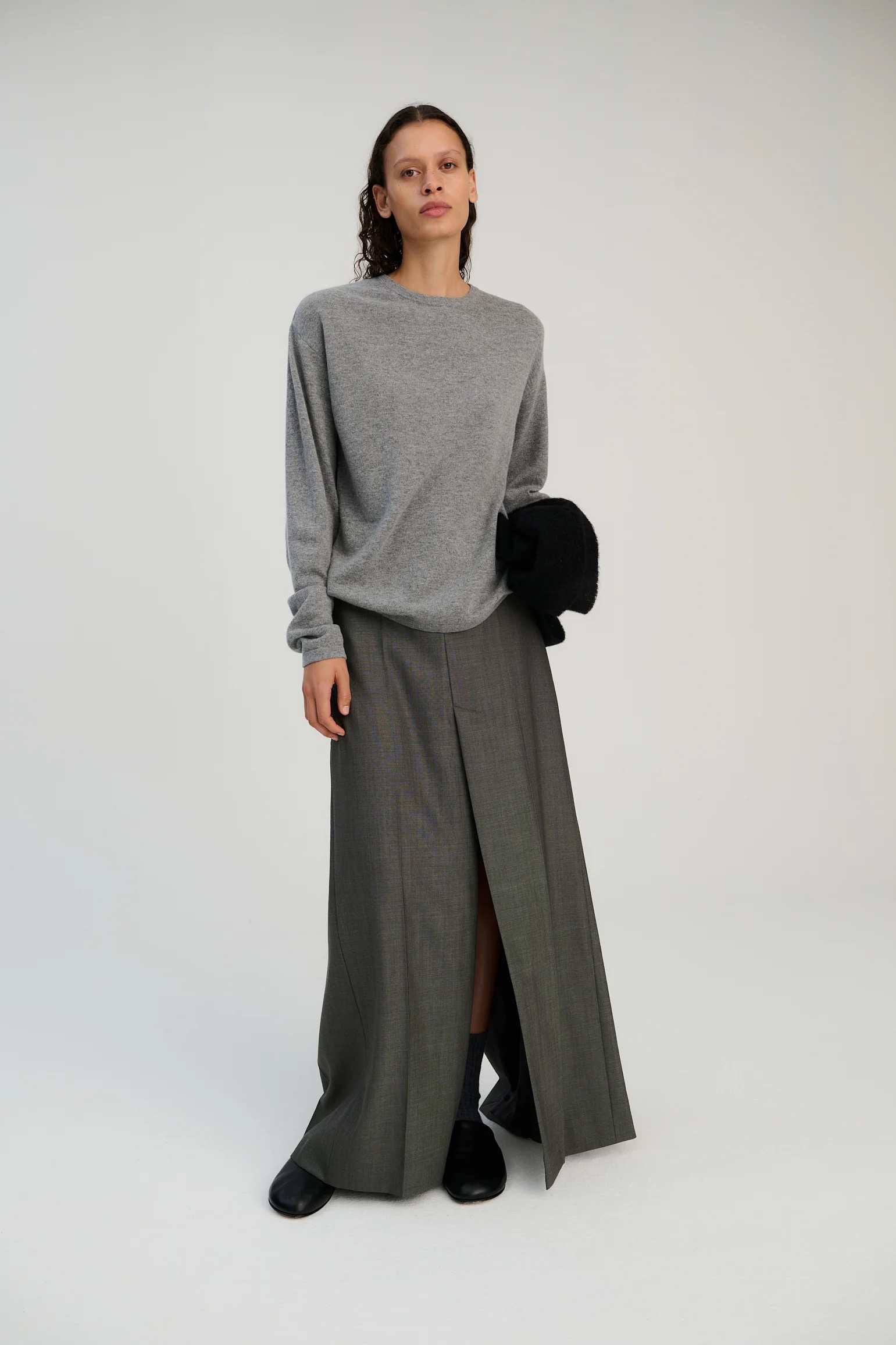 Pullover oversized in Mid Grey, RHEA