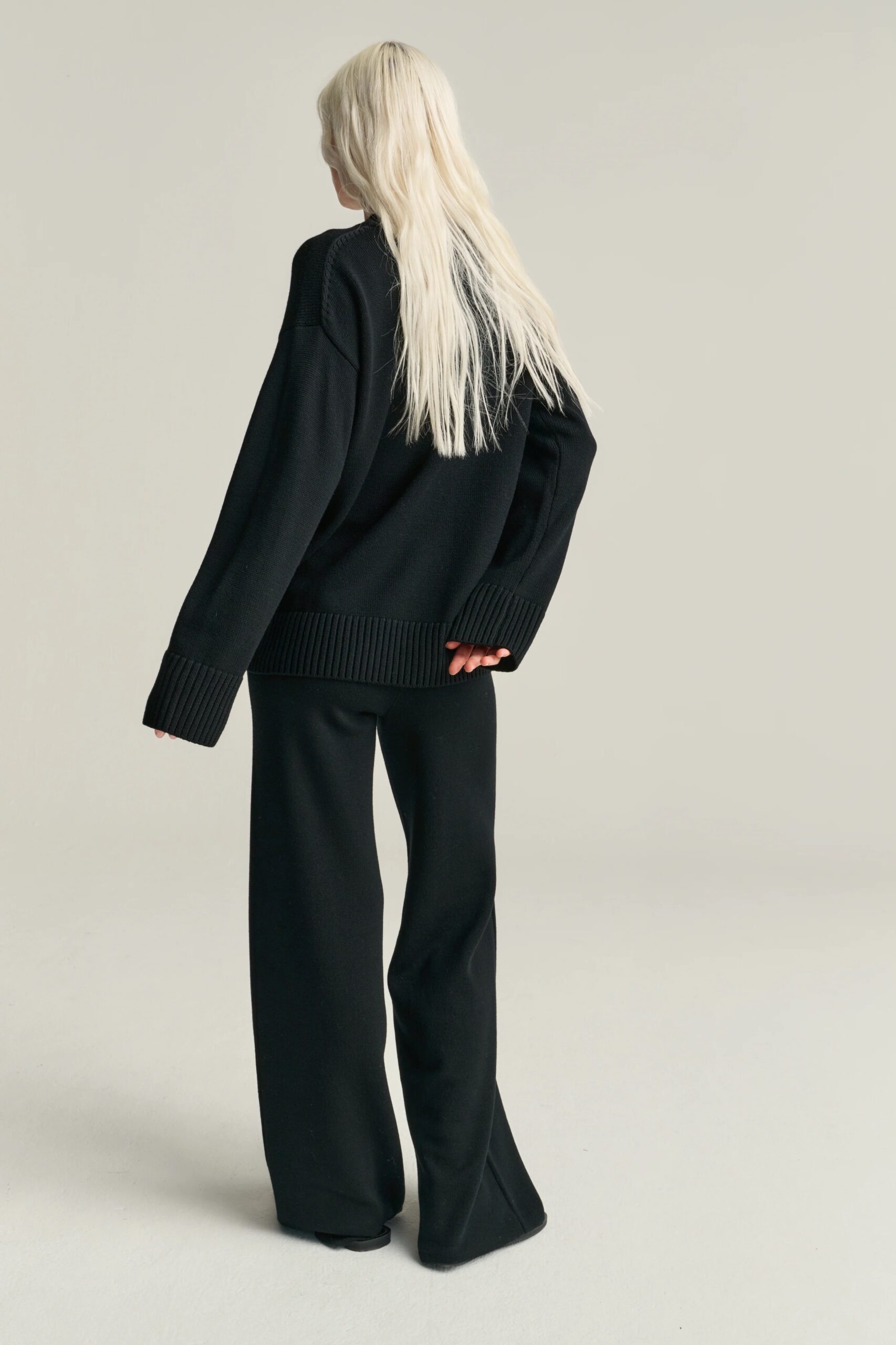 Knitted Pants in Black