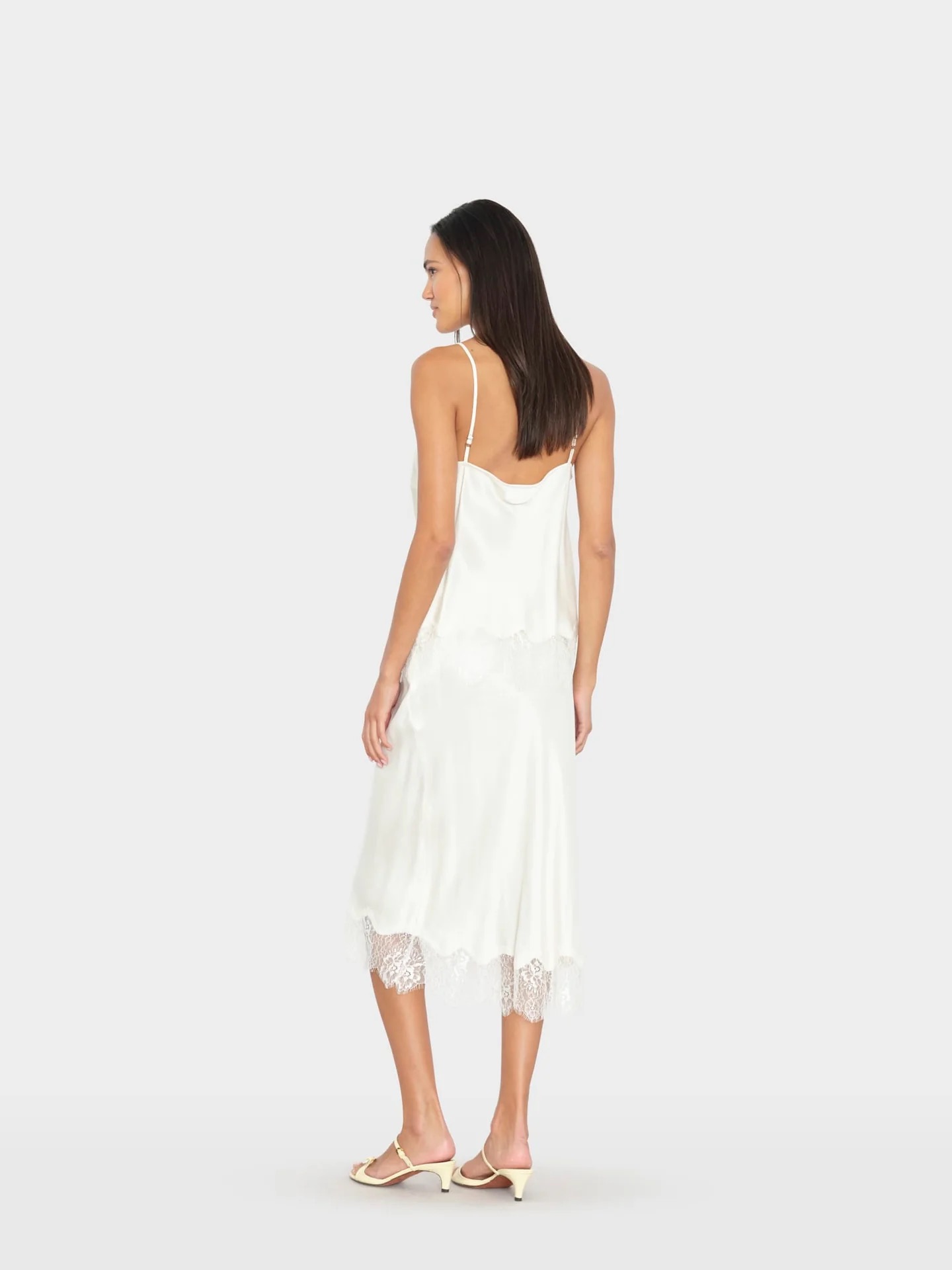 Rock YVETTE in Cream, XIRENA