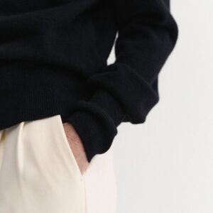 Pullover CECILE in black ALMADA LABEL