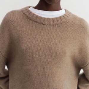 Pullover CRU in haselnussbraun ALMADA LABEL