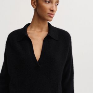 Pullover KAIA in black ALMADA LABEL
