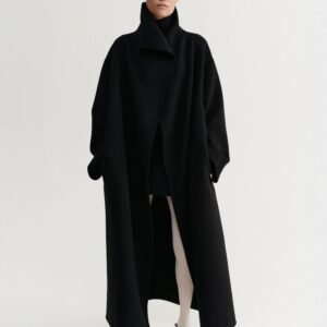 Mantel KAITY in black ALMADA LABEL