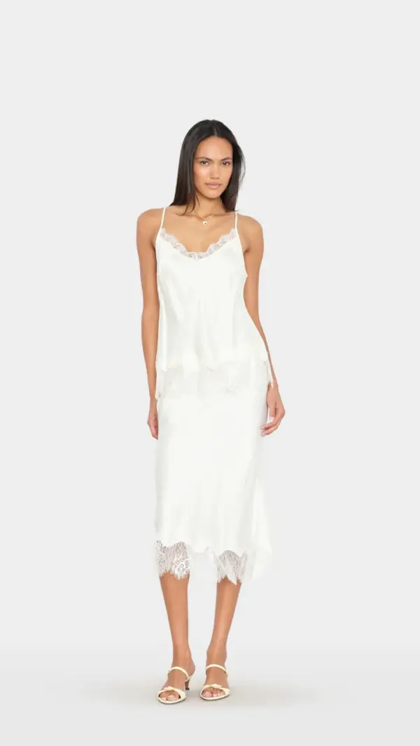 Rock YVETTE in Cream, XIRENA